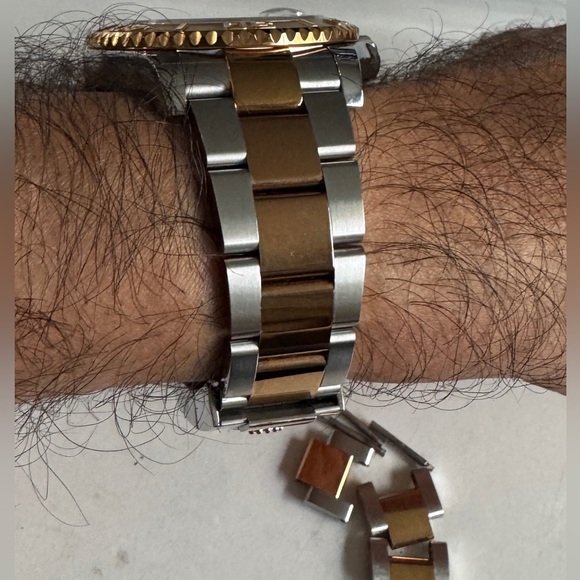 Automatic watch - Picture 4 of 4